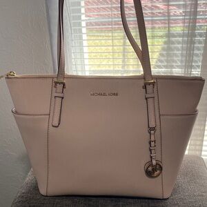 Michael Kors Jet Set Saffiano Leather Tote Soft Pink with Gold Accents.